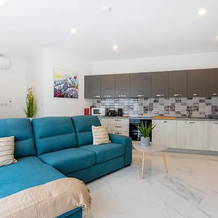 H4- Modern Penthouse With Large Terrace And Views Apartment San Gwann Exterior photo